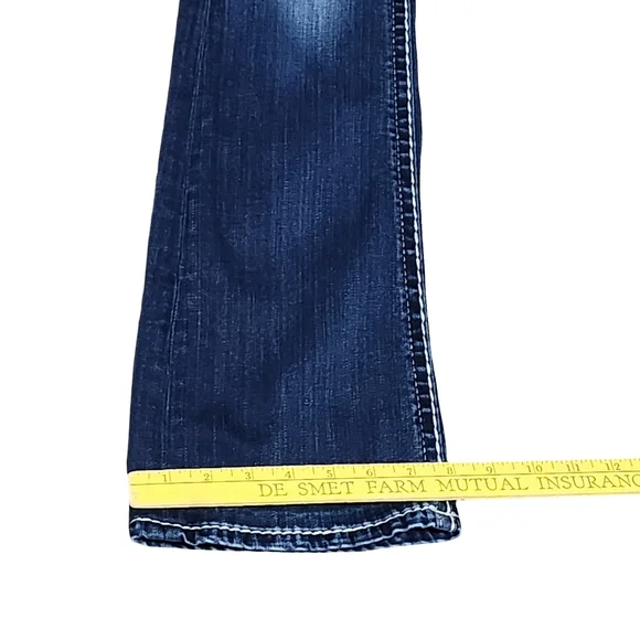 ROCK REVIVAL Betty Jeans Womens Size 23 Bootcut Y2K Bling Distressed Rhinestones - Picture 10 of 15